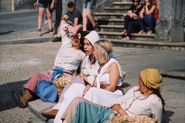 Femmes et théâtre : un regard sur leurs figures emblématiques
