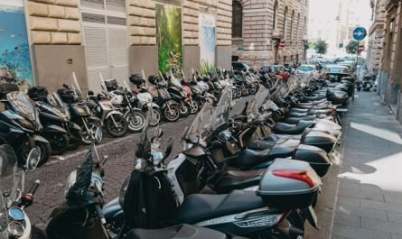 scooters et motos