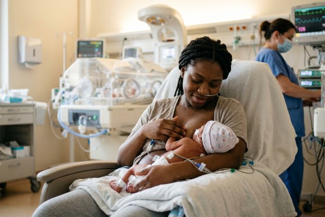 Allaitement et naissance prématurée : Le guide essentiel pour un démarrage réussi