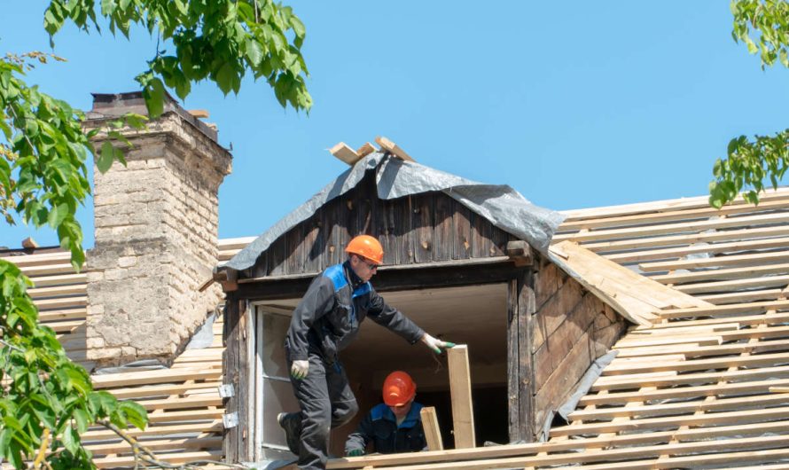Couvreur pour maison ancienne en Meuse : contraintes et solutions